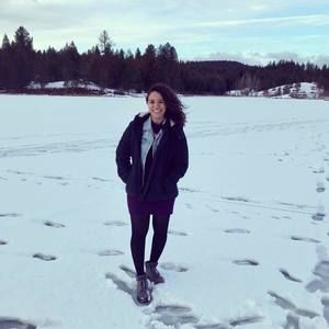 Meet your Posher, Lina